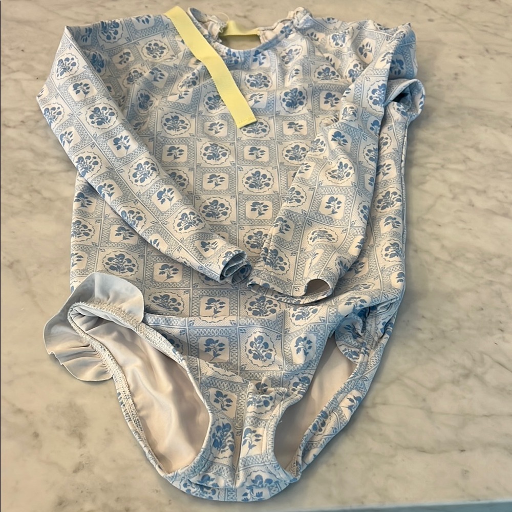 MINNOW Swim Long Sleeve Blue Floral Kids One-Piece Swimsuit (Size 7/8)